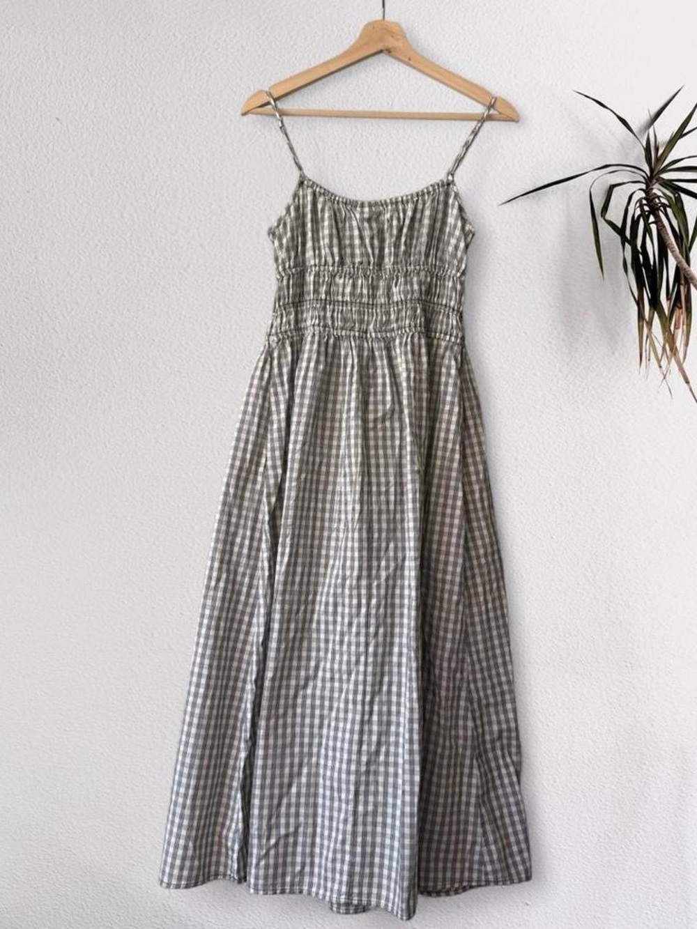 NWT! Universal Thread Sleeveless Gingham Smocked Midi Dress - Picture 3 of 3
